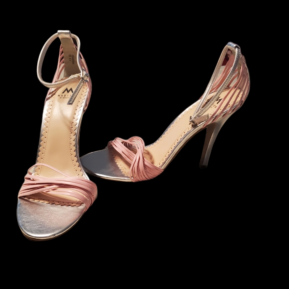 Madison by Shoe Dazzle Heels